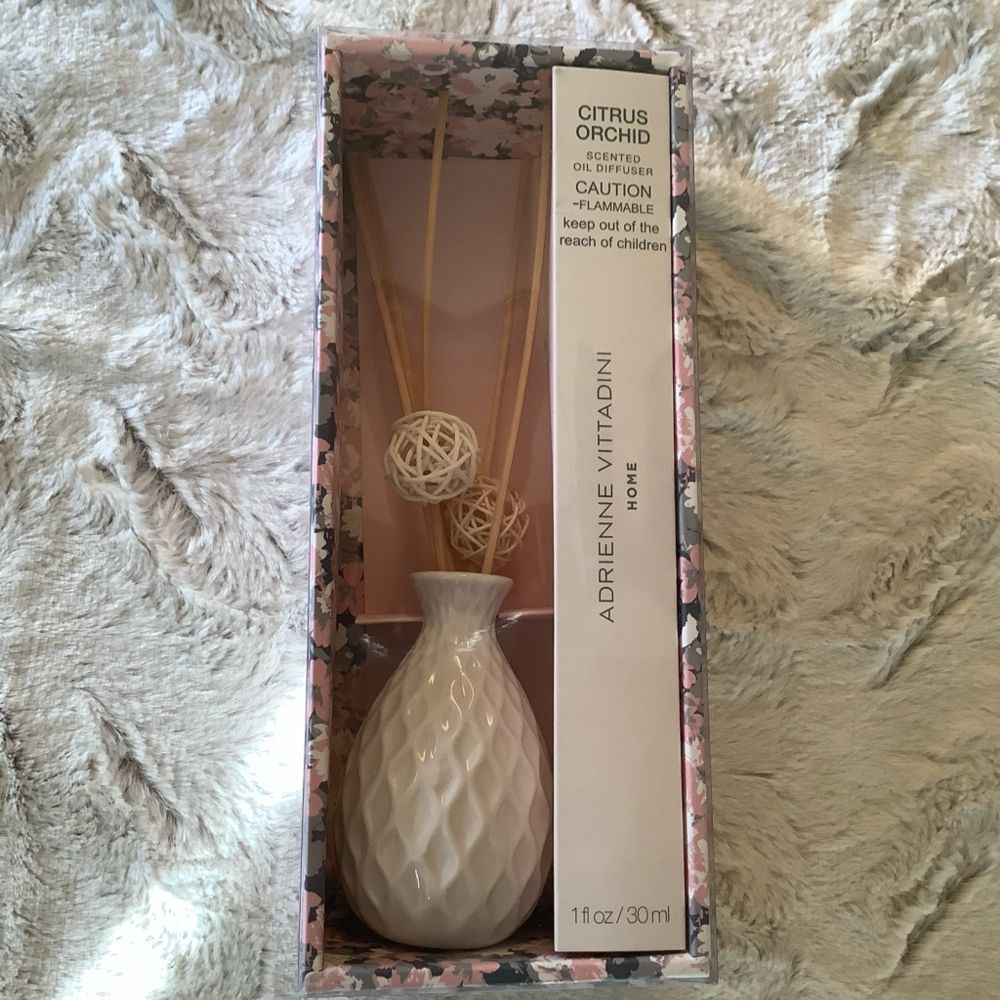 Adrienne Vittadini Home Citrus Orchid Scented Oil Diffuser